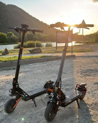 🏍️💨 Objav dvojnásobnú porciu jazdy! Naša nová Kukirin A1 prináša ľahký mestský štýl, zatiaľ čo robustná Engwe Y600 vám...